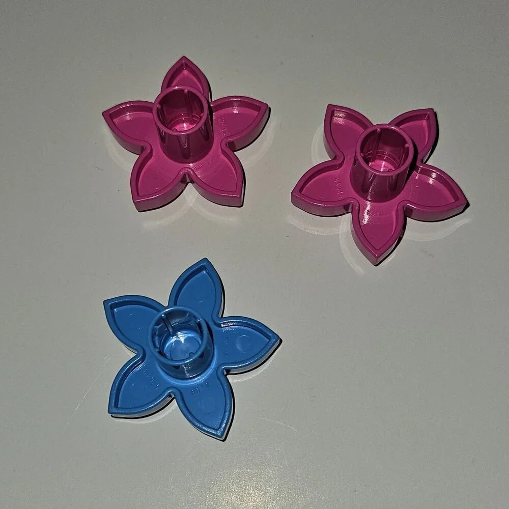 4 Lego Duplo Bricks 2 Pink 1 Blue Flowers Water Pitcher Gardening Toy Lot